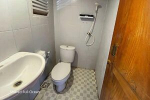 Shared Full Ocean Bathroom